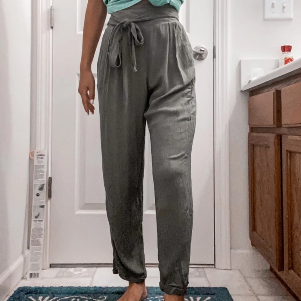 American Eagle pants